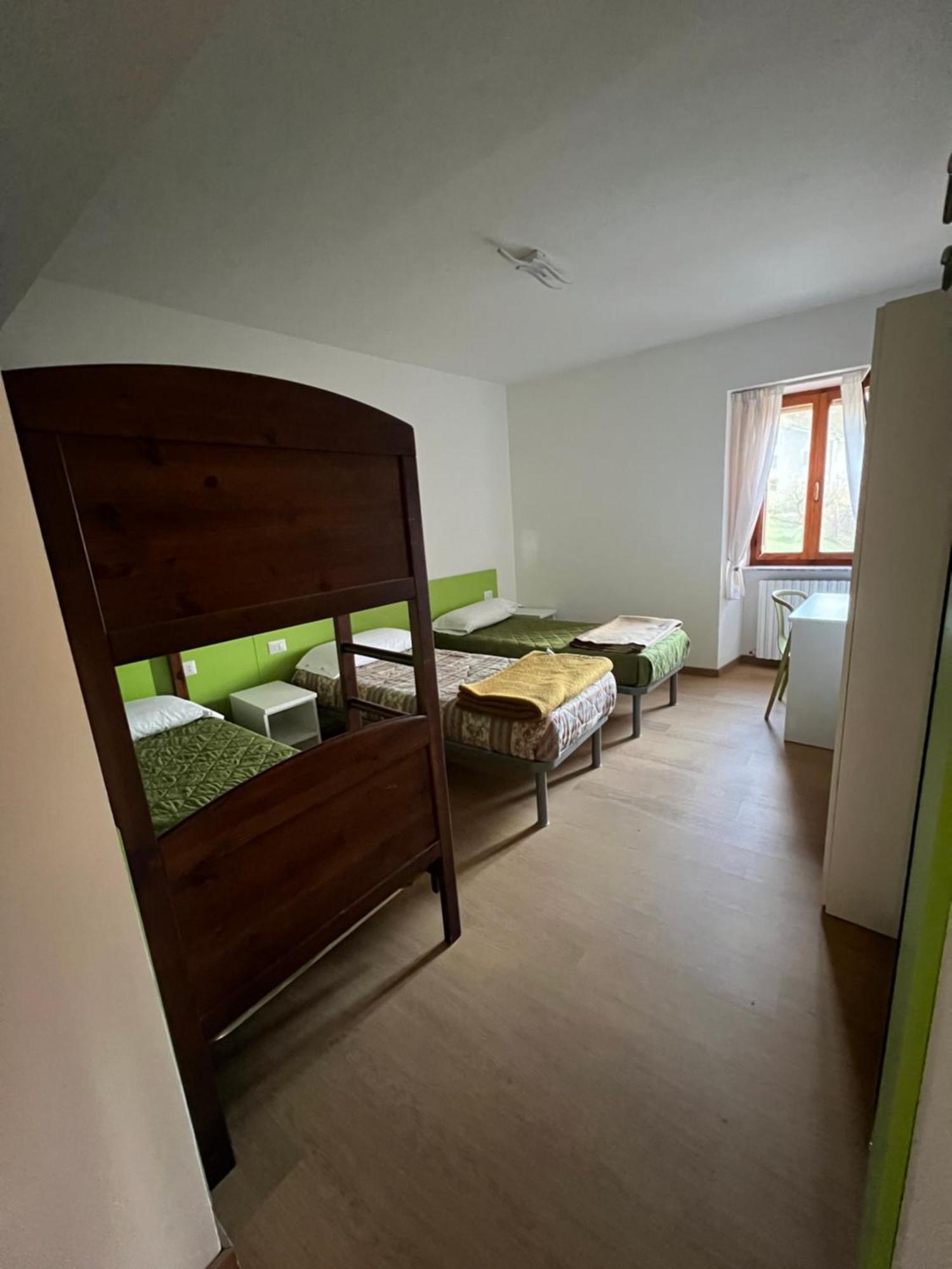 Guerrin Meschino Hotel Montemonaco Ngoại thất bức ảnh